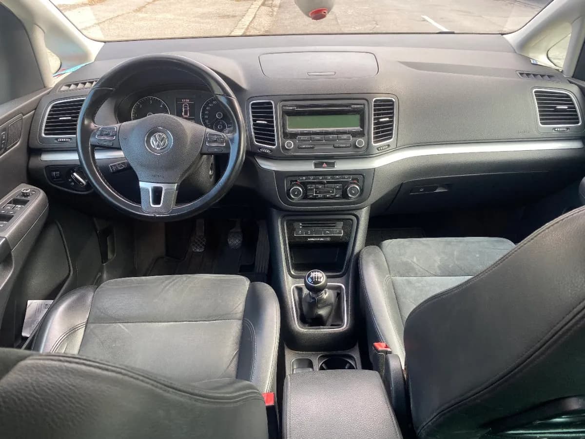 VW Sharan