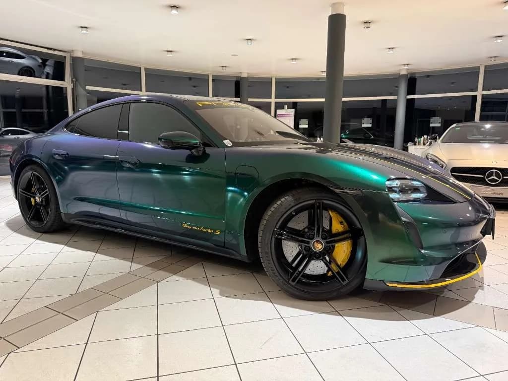 Porsche Taycan