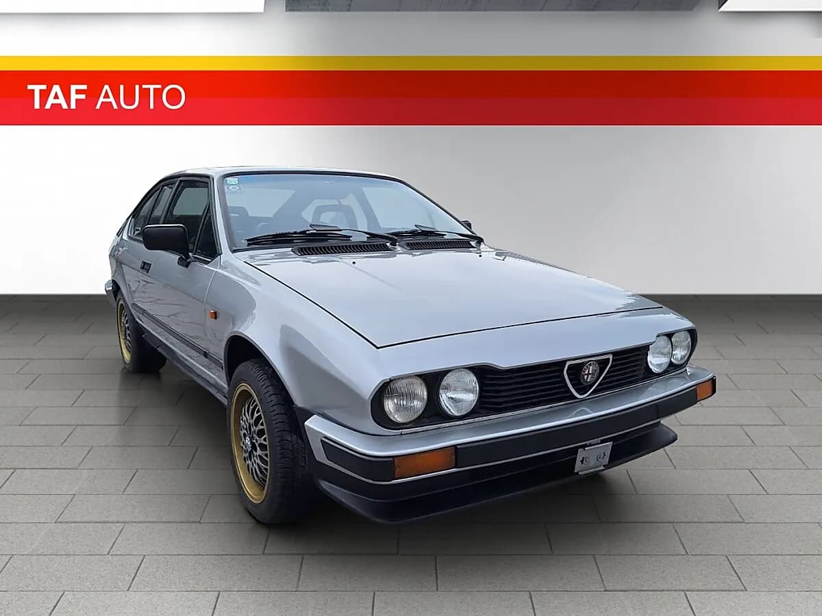 Alfa Romeo GTV