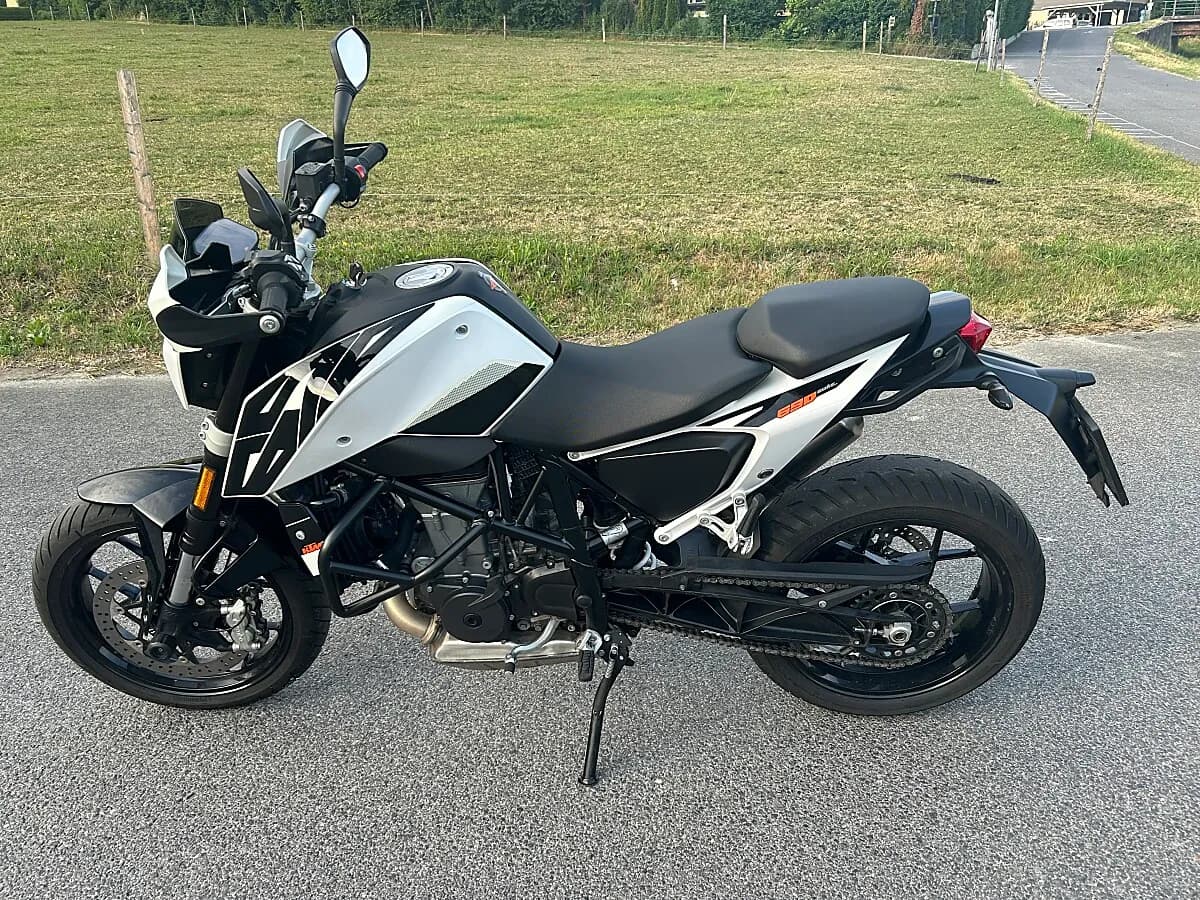 KTM Duke
