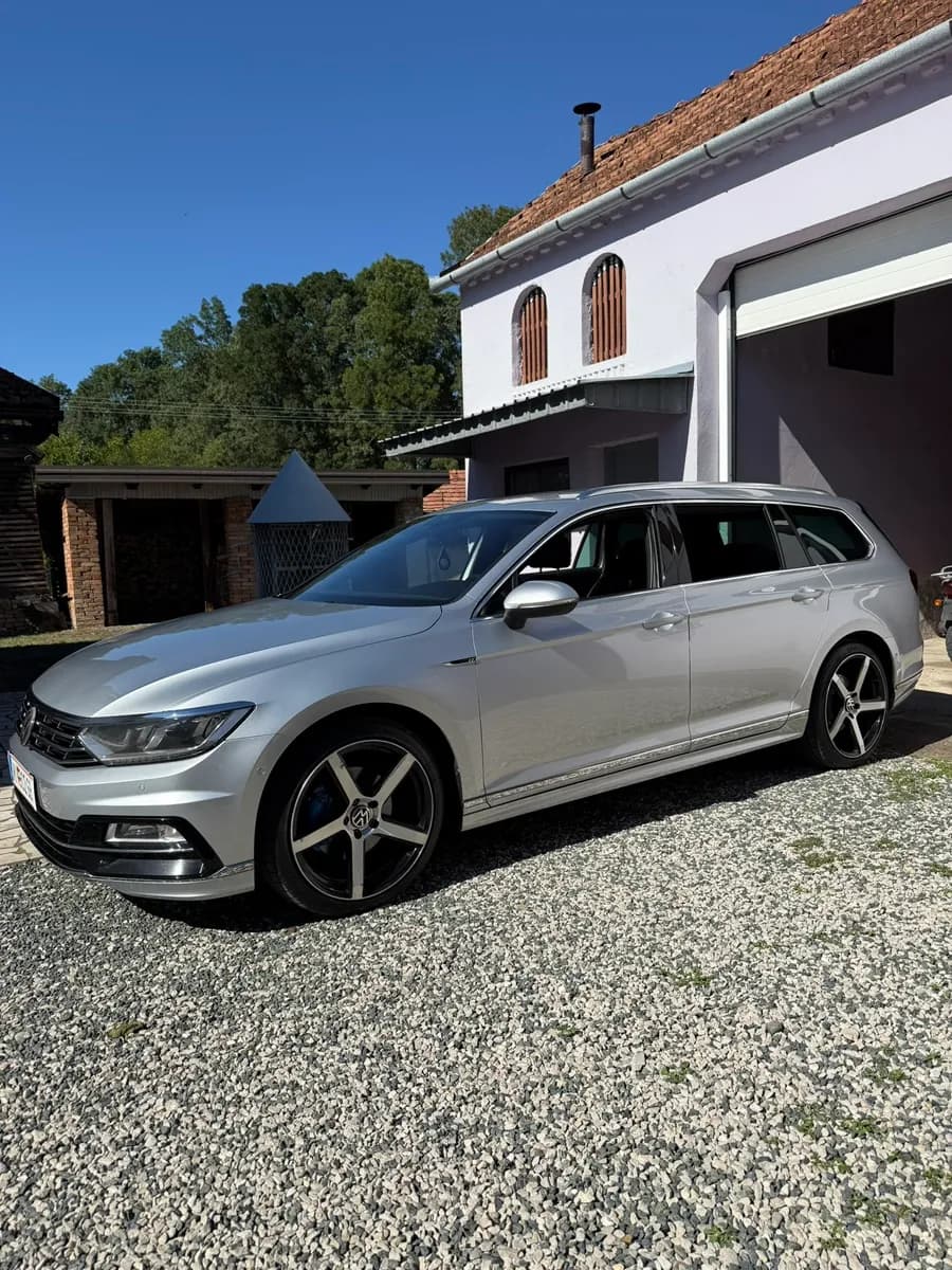 VW Passat