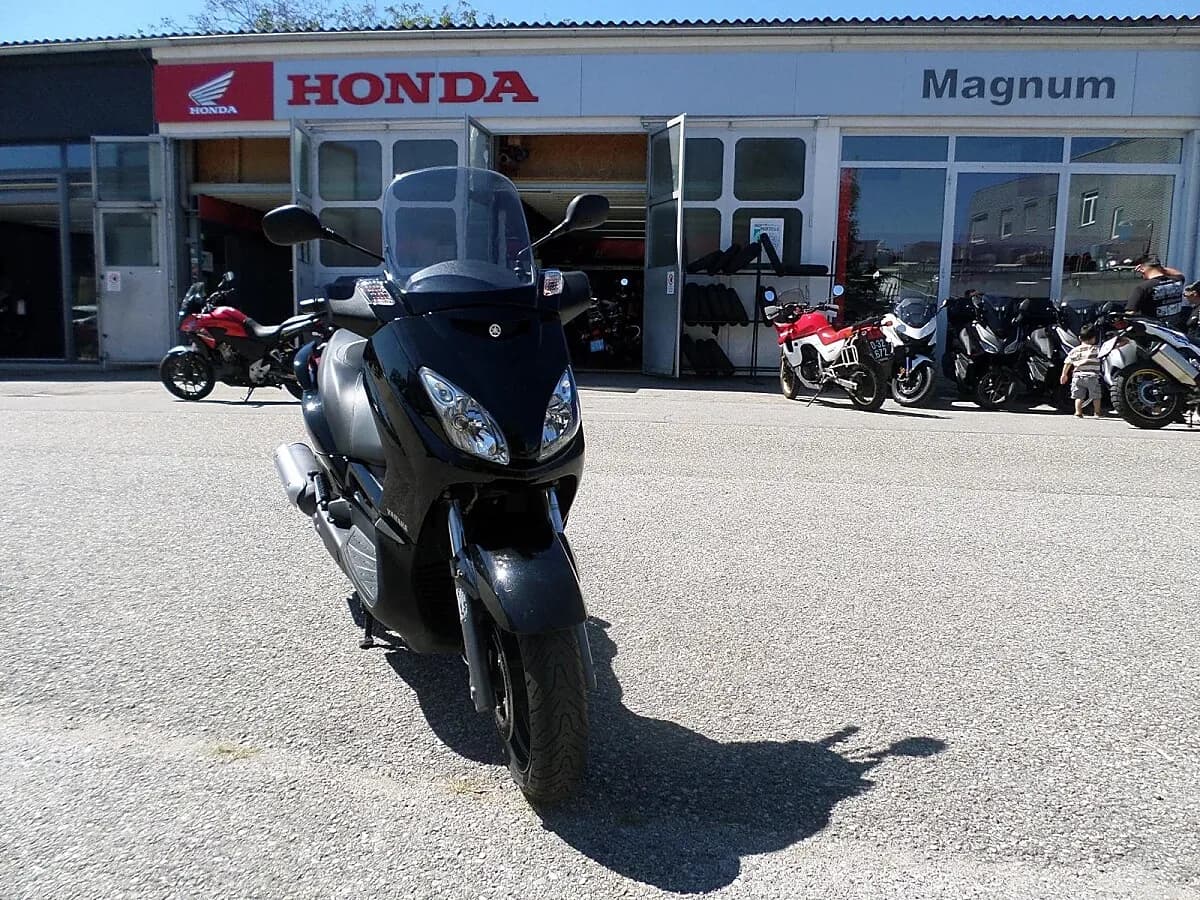 Yamaha X-Max