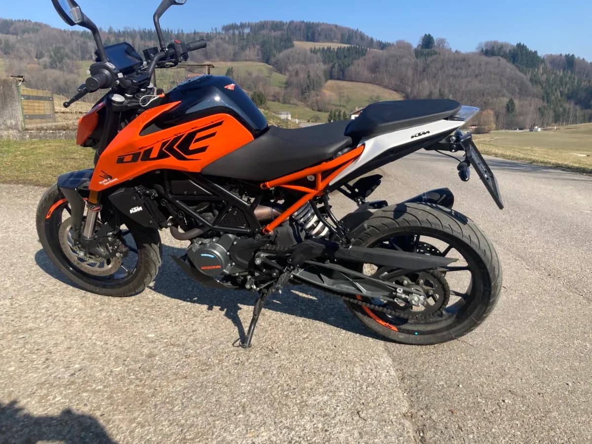 KTM 125