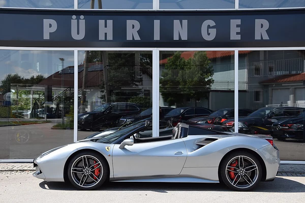Ferrari 488 Spider