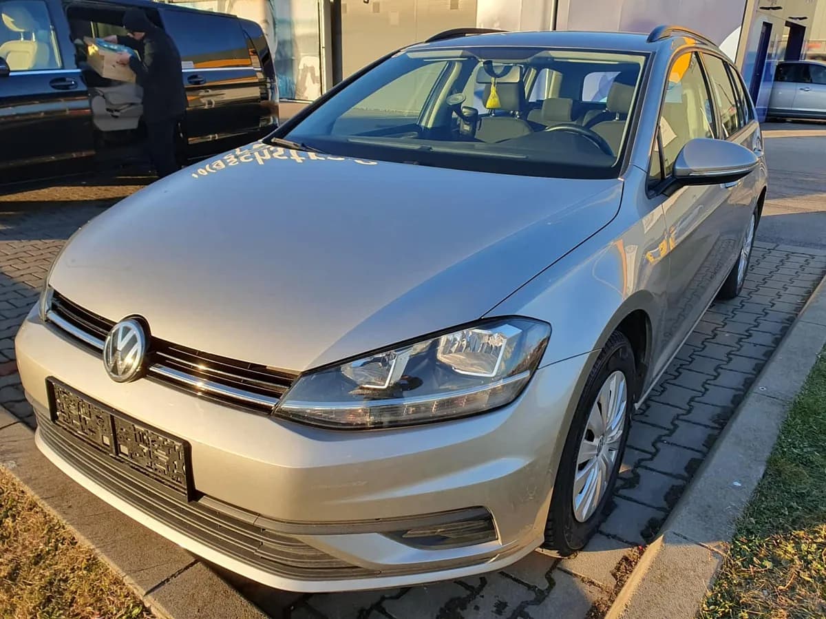 VW Golf