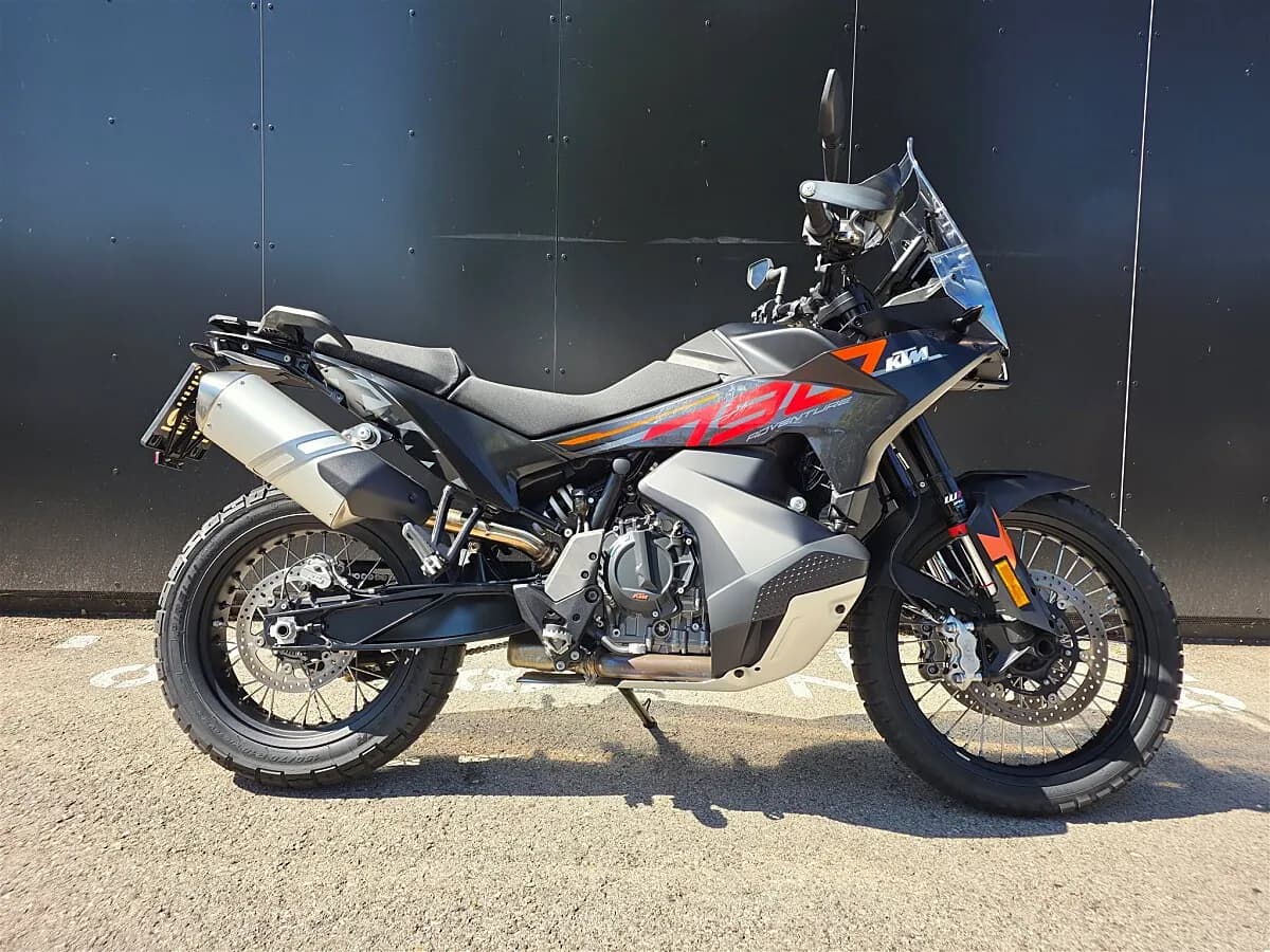 KTM 790