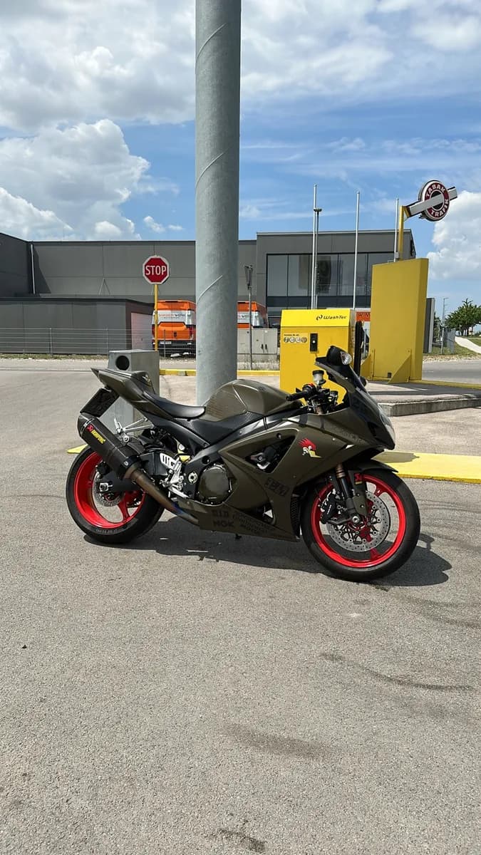 Suzuki GSX-R