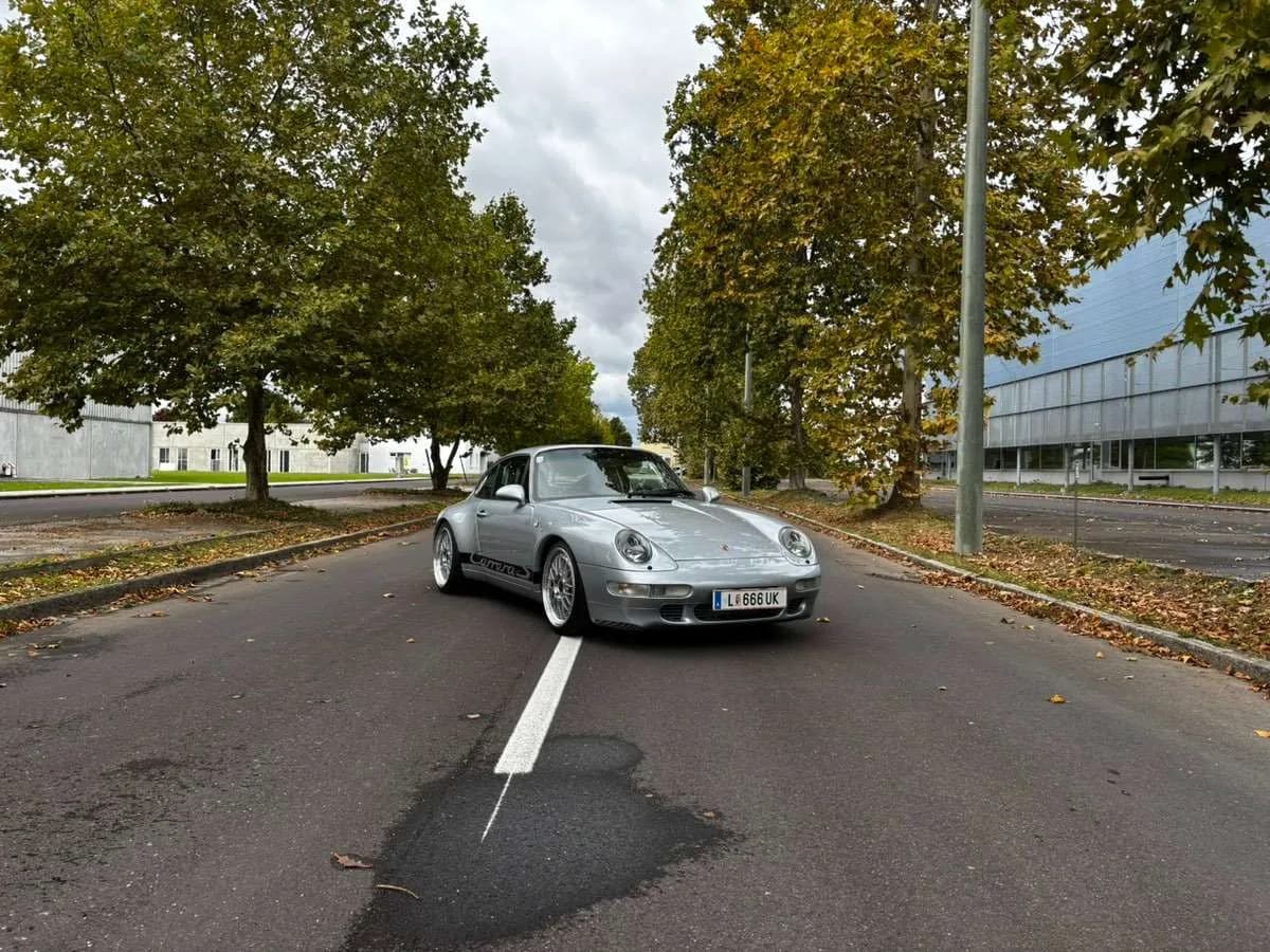 Porsche 911