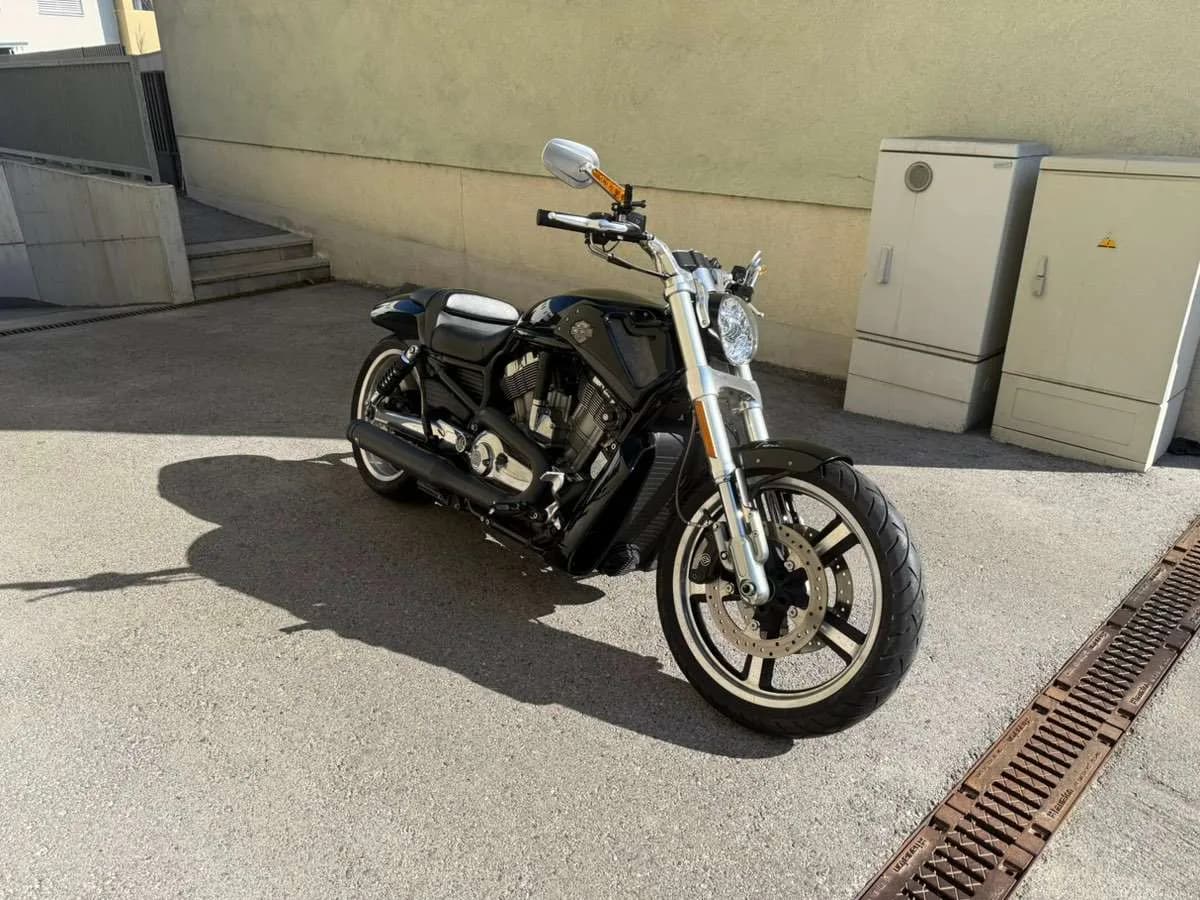 Harley-Davidson V-Rod